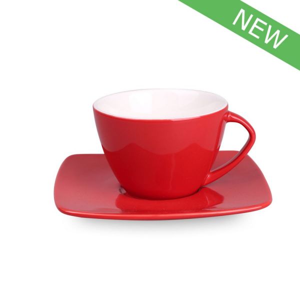 filiżanka ze spodkiem