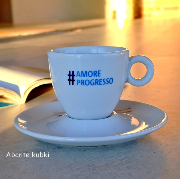 filiżanka z nadrukiem