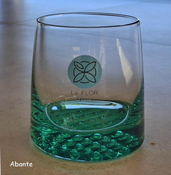 szklanka z nadrukiem