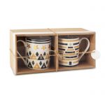 Zestaw ceramicznych kubków